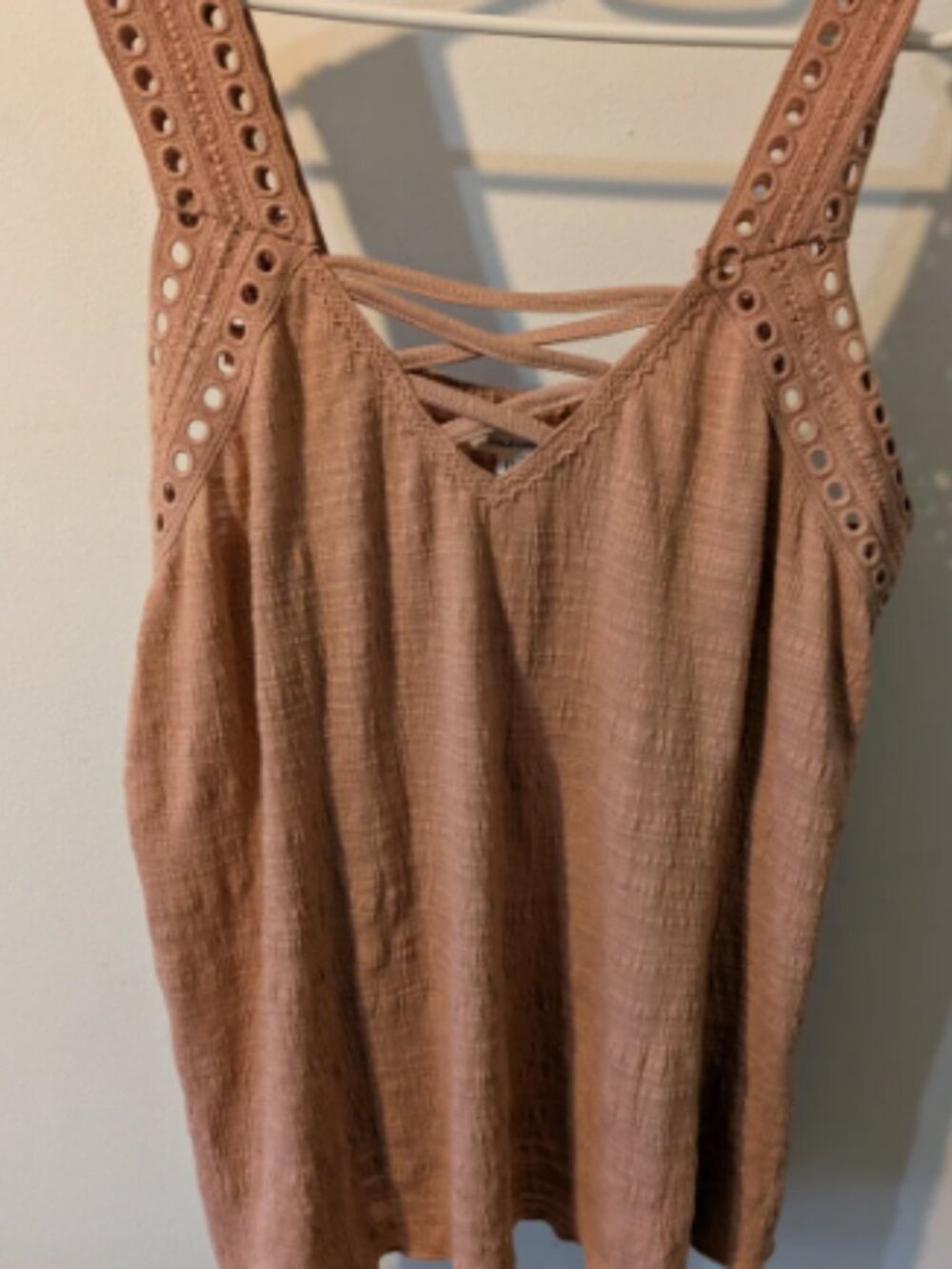 Maurices Boho Dusty Rose Eyelet Strappy Tank Top Size M GUC